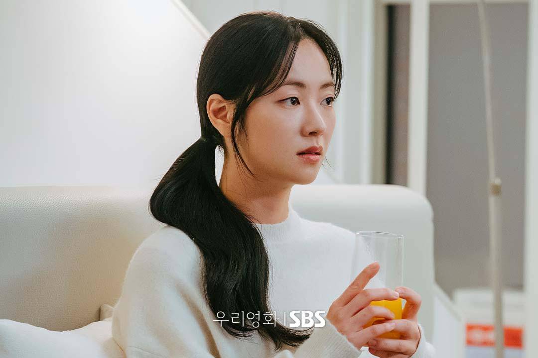 Lee Da Eum (Jeon Yeo Bin) dalam drakor Our Movie (dok. Disney+ Hotstar/Our Movie)