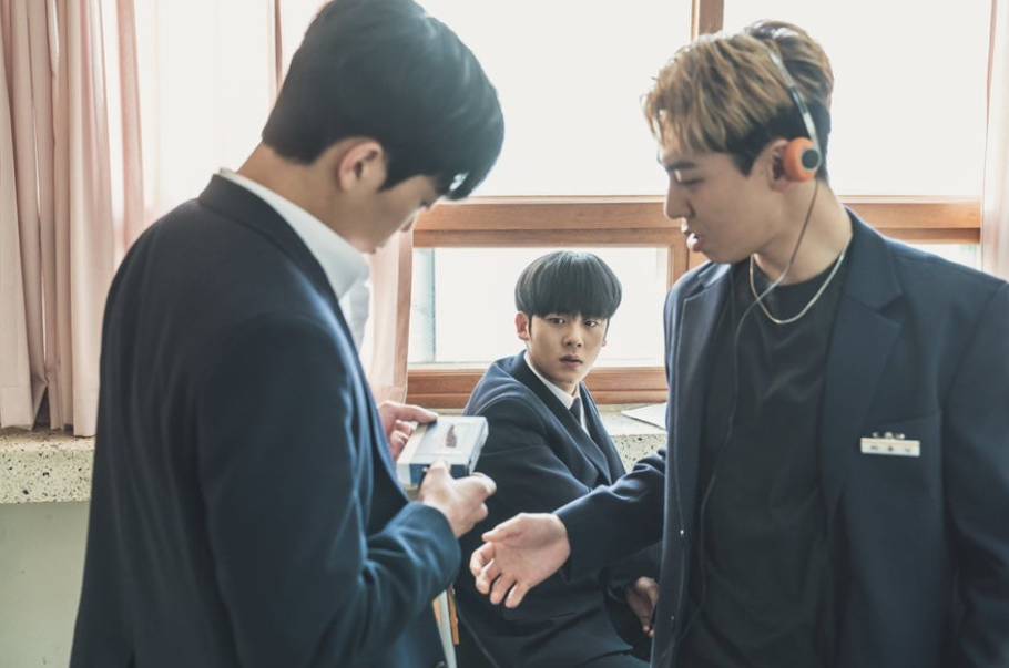 cuplikan drama ONE: High School Heroes (m.blog.naver.com/ahnseohyun02)