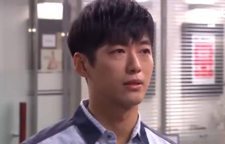 Namkoong Min di drama 12 Years Promise (dok. JTBC/12 Years Promise)