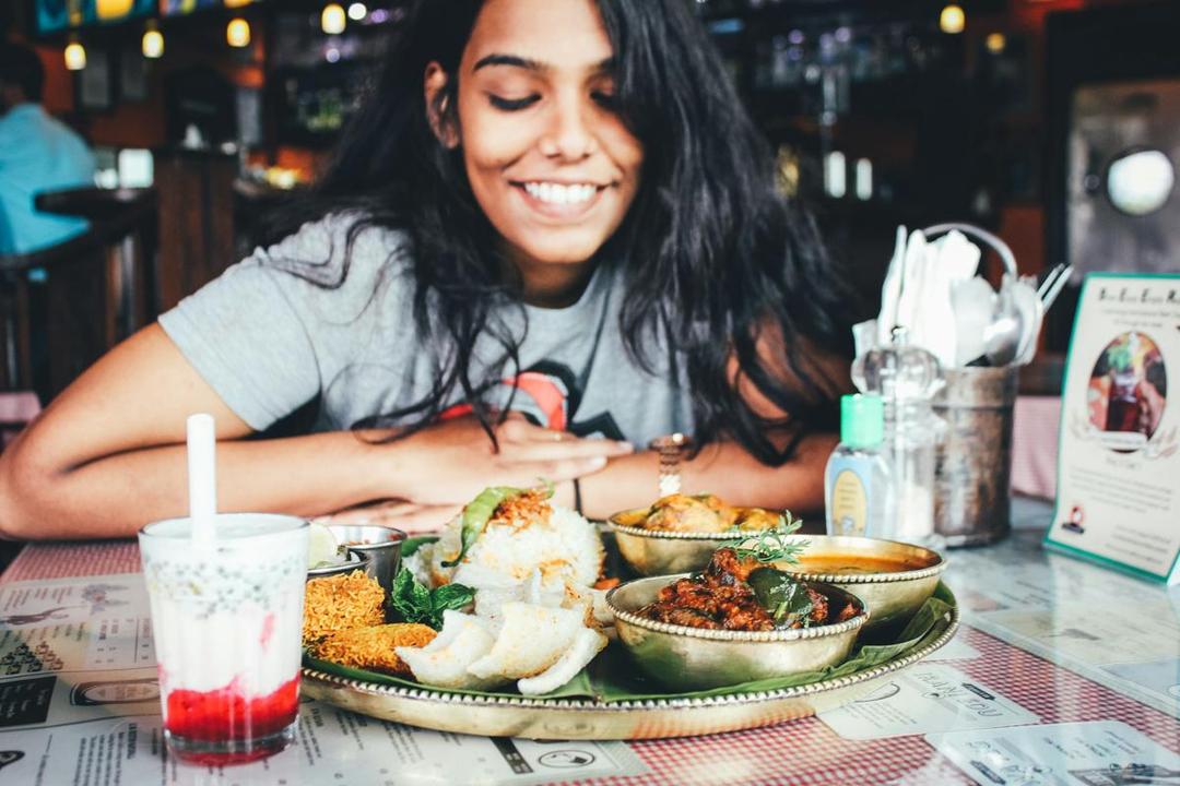 5 Cara Menjaga Pola Makan Sehat di Tengah Kesibukan