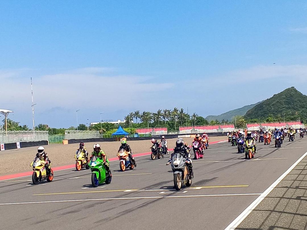 Serunya Yamaha Sunday Race 2025 di Mandalika: Adu Cepat, Penuh Semangat!