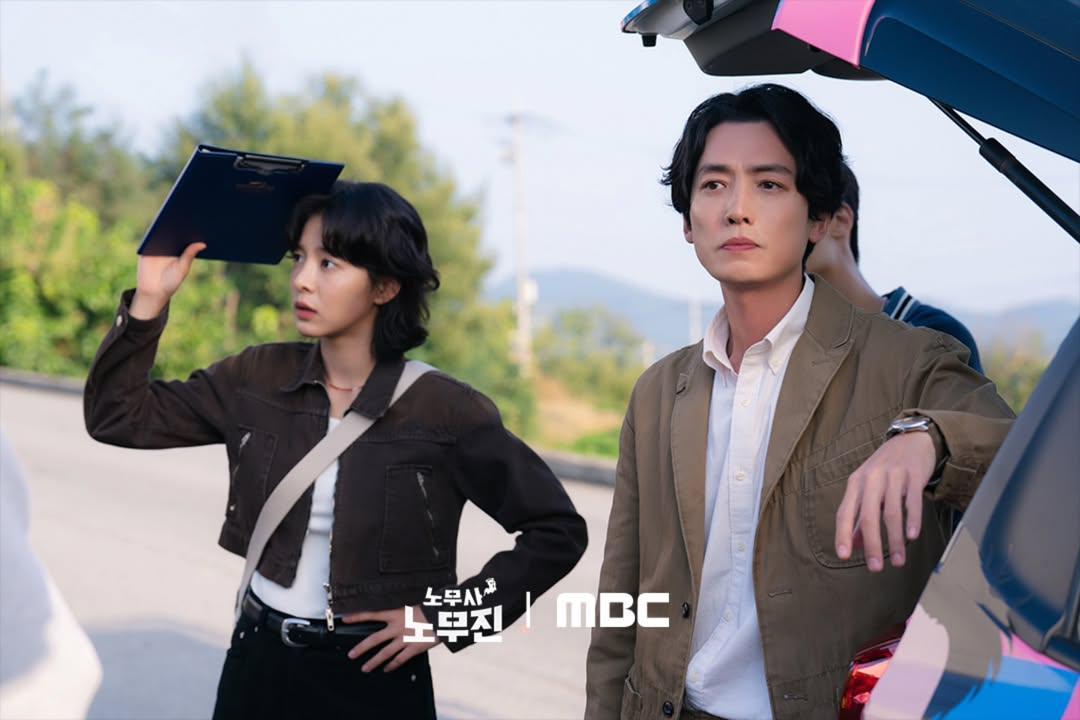7 Bentuk Ikatan Keluarga Mu Jin dan Ui Ju di Oh My Ghost Clients