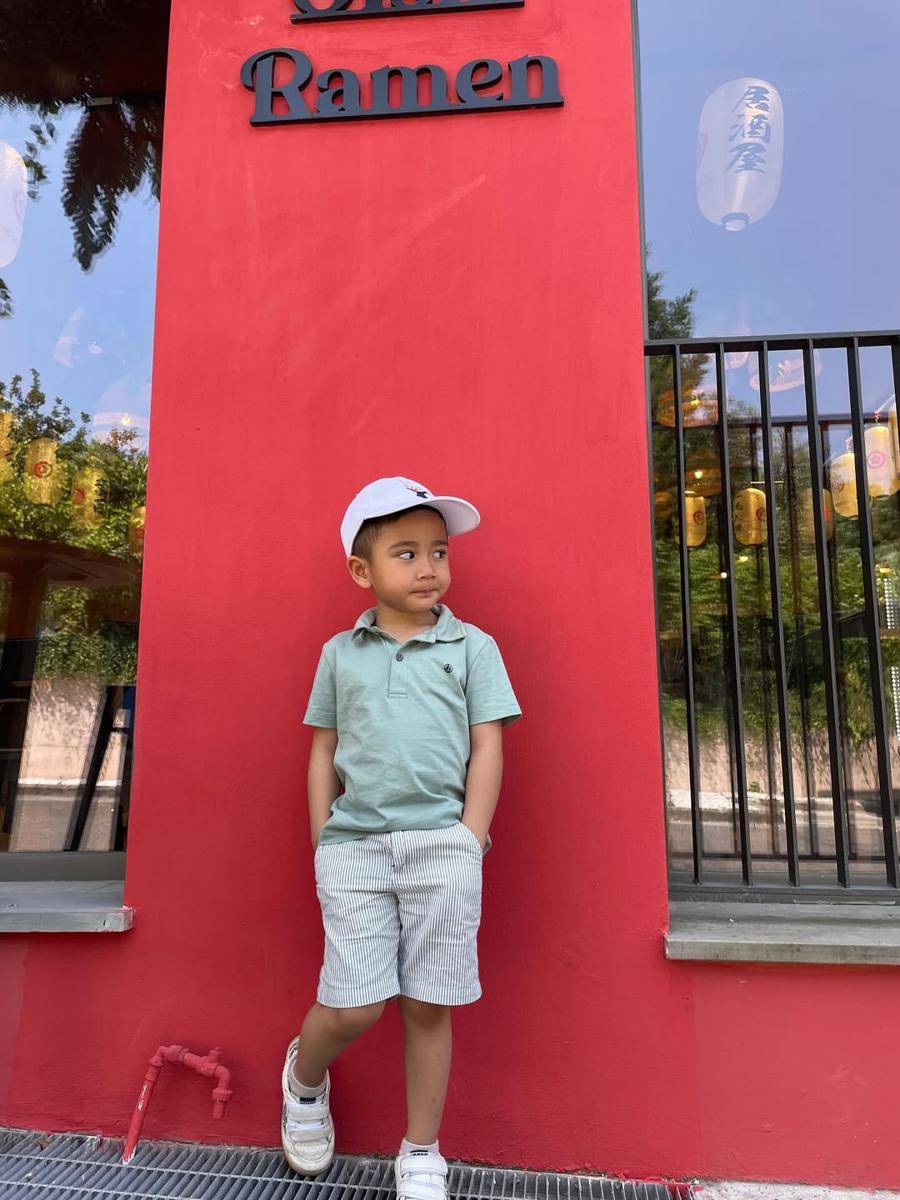 Cipung nongkrong di Italia (instagram.com/raffinagita1717)