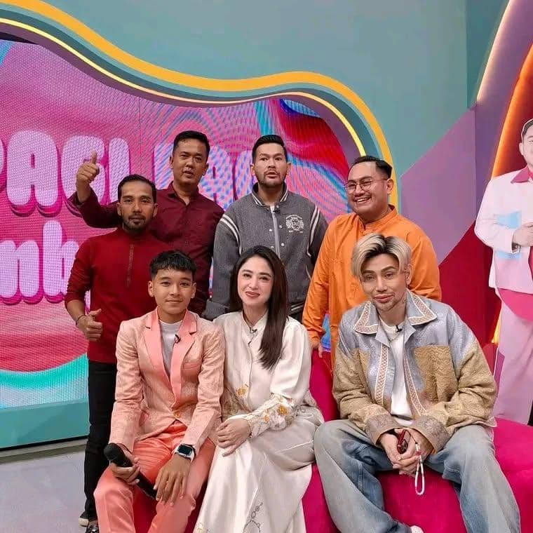 8 Potret Arbil Fahrizan, Sosok Viral yang Ikut D'Academy 7 | IDN Times