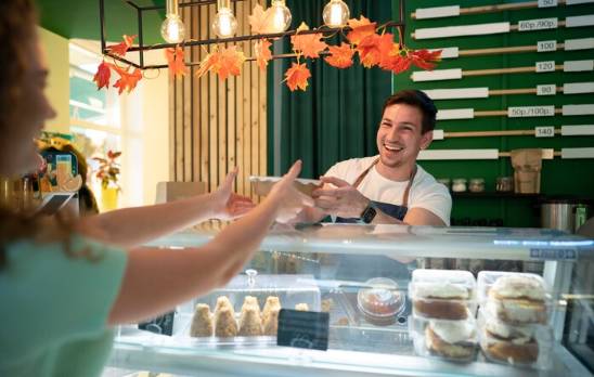 ilustrasi bisnis kuliner (freepik.com/freepik