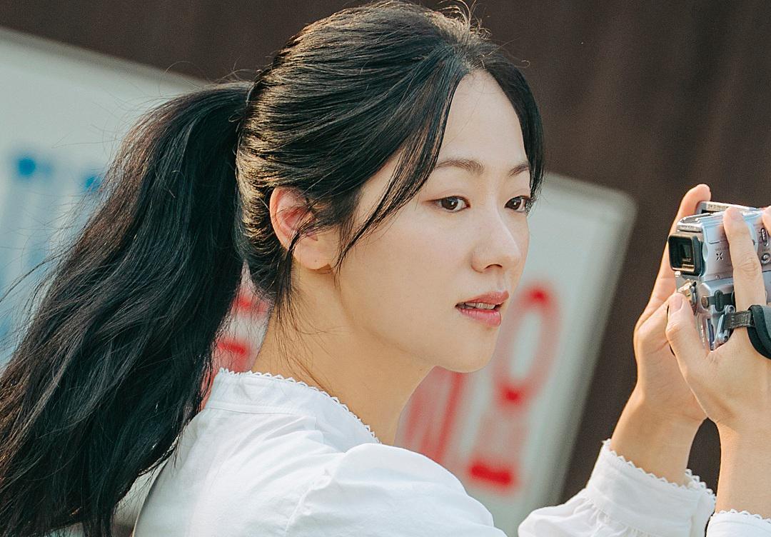 9 Kebiasaan Lee Da Eum sebagai Pasien Terminal di Drakor Our Movie