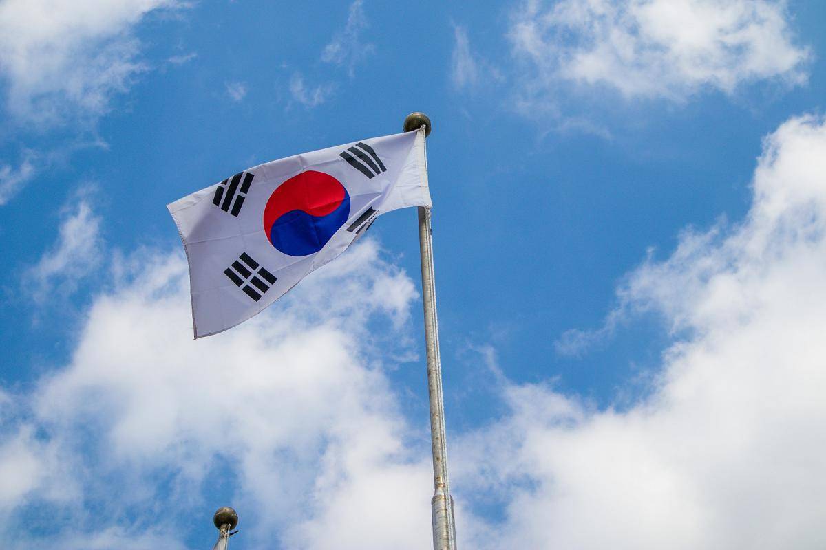 Ilustrasi bendera Korea Selatan. (unsplash.com/Lauren Seo)