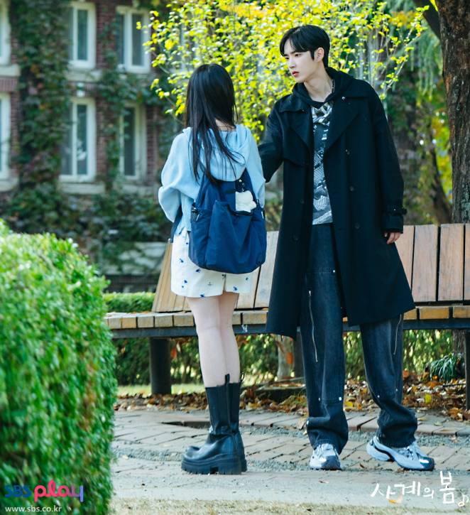 cuplikan drama Spring of Youth (dok. SBS/Spring of Youth)