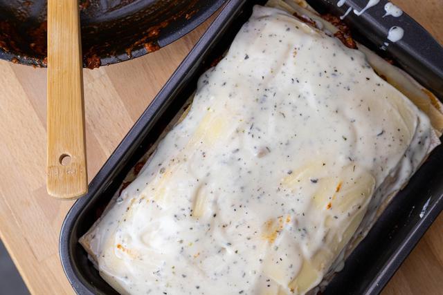 5 Tips Membuat Saus Bechamel yang Lembut dan Gak Menggumpal