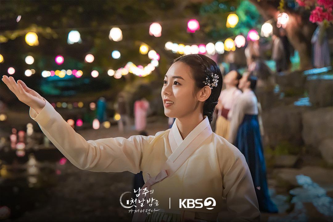 10 Sifat Terpuji Cho Eun Ae dalam drakor The First Night with the Duke