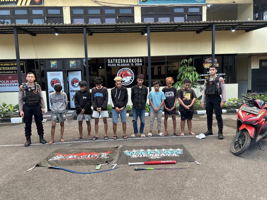 Delapan Remaja Ditangkap Polisi saat Hendak Tawuran di Surabaya