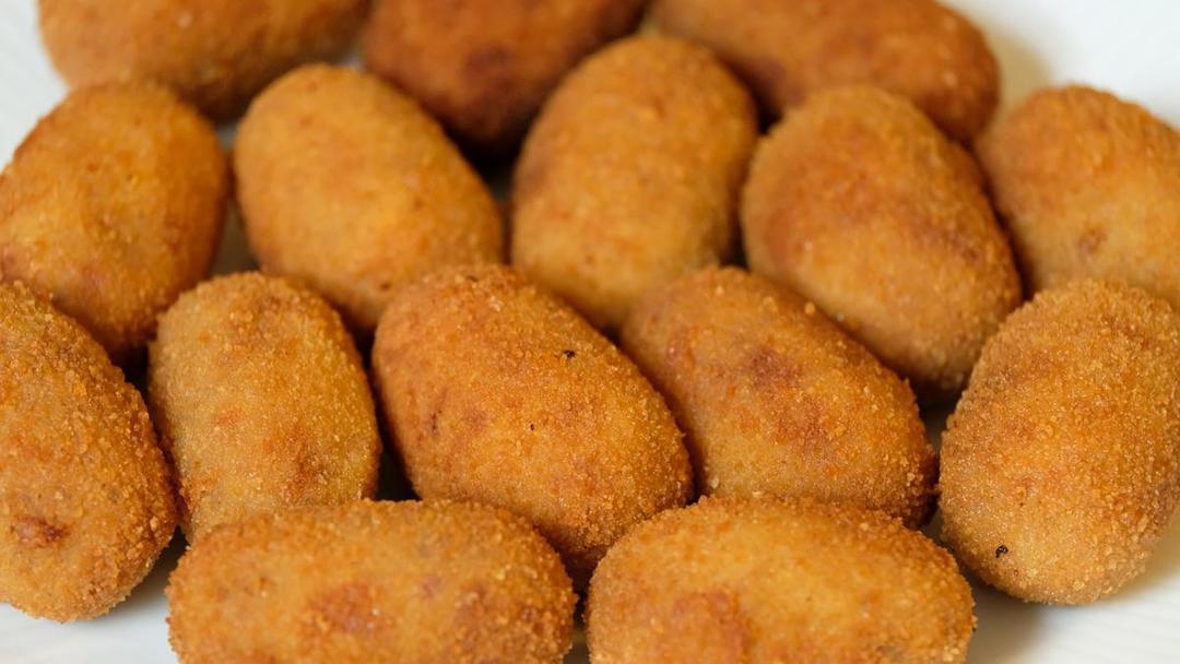 Resep Kroket Pisang, Camilan Nikmat Pendamping Minum Teh