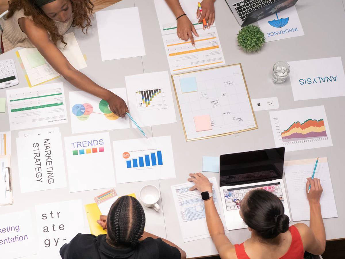 ilustrasi overplanning (pexels.com/Kindel media)