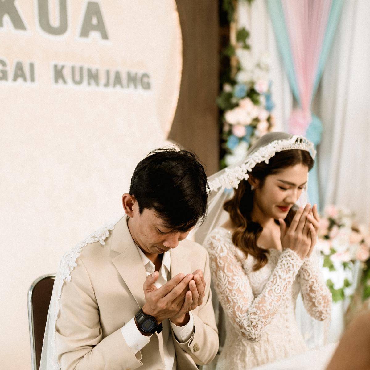 Pernikahan Yono Bakrie dan Vini Caroline (Instagram.com/yonobakrie)
