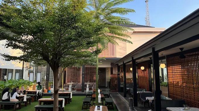 Tazza Signature, Spot Nongkrong Baru di Bandar Lampung Instagramable Abis!