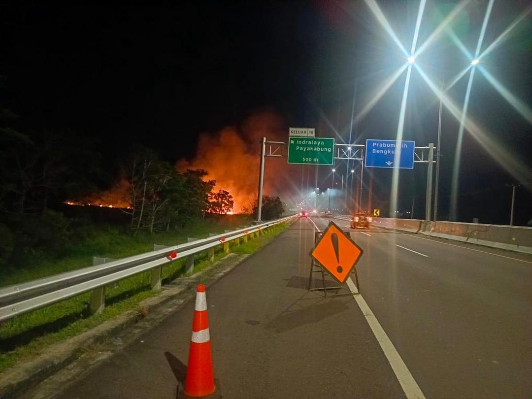 Lahan 1 Hektare di Kawasan Tol Palindra Hangus Terbakar Karhutla