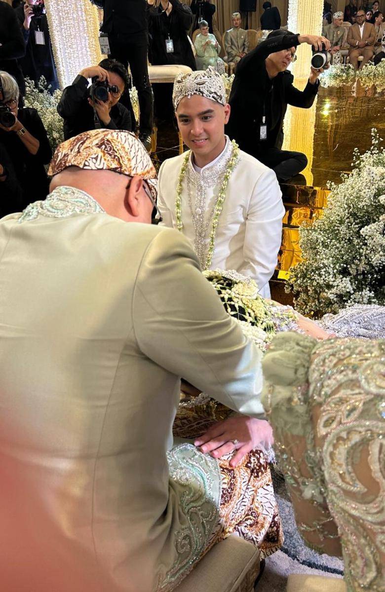 Keluarga Al Ghazali di akad nikah (instagram.com/pinkyevianty)