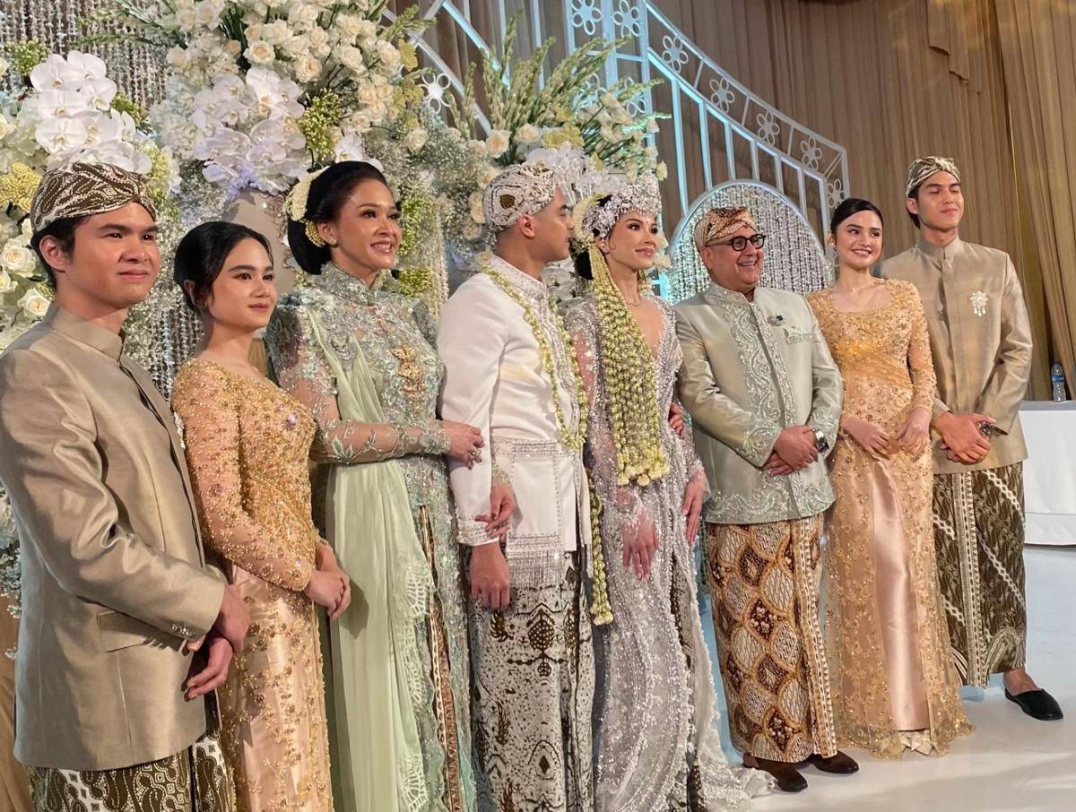 Keluarga Al Ghazali di akad nikah (TikTok.com/listi...53)