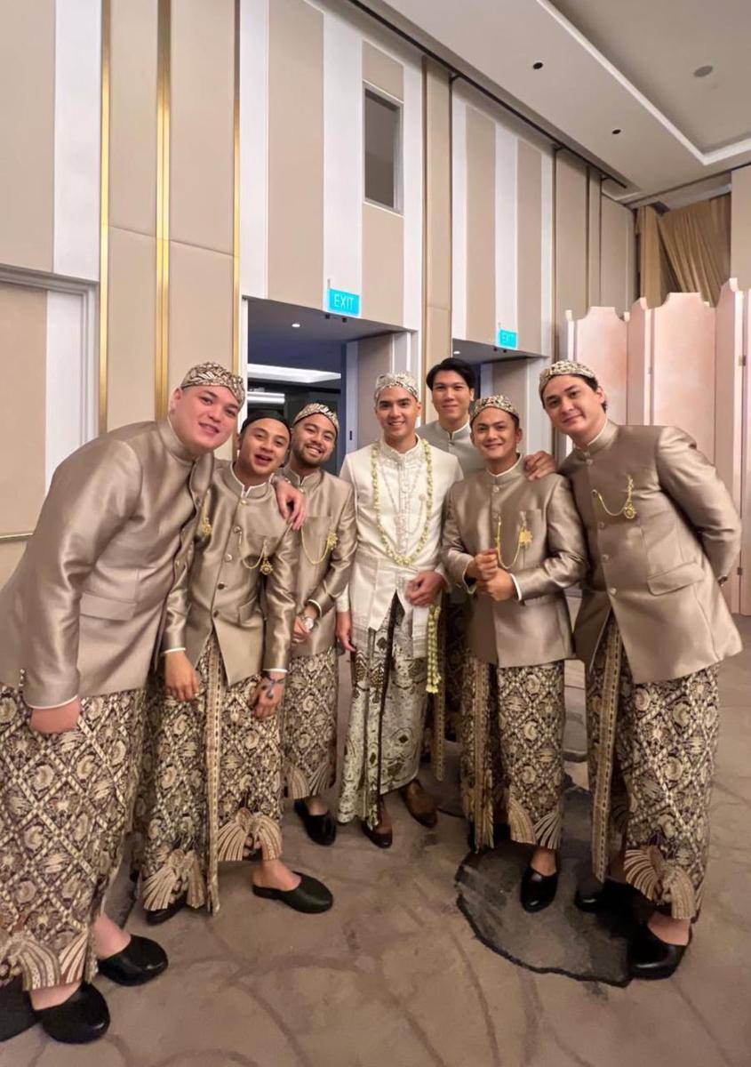 Groomsmen di akad nikah Al Ghazali dan Alyssa (instagram.com/bastiansteel)