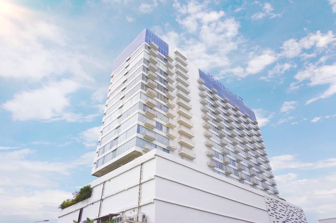 Golden Tulip Lampung Sajikan Liwetan Rasa Sultan lewat Paket Alas Daun 
