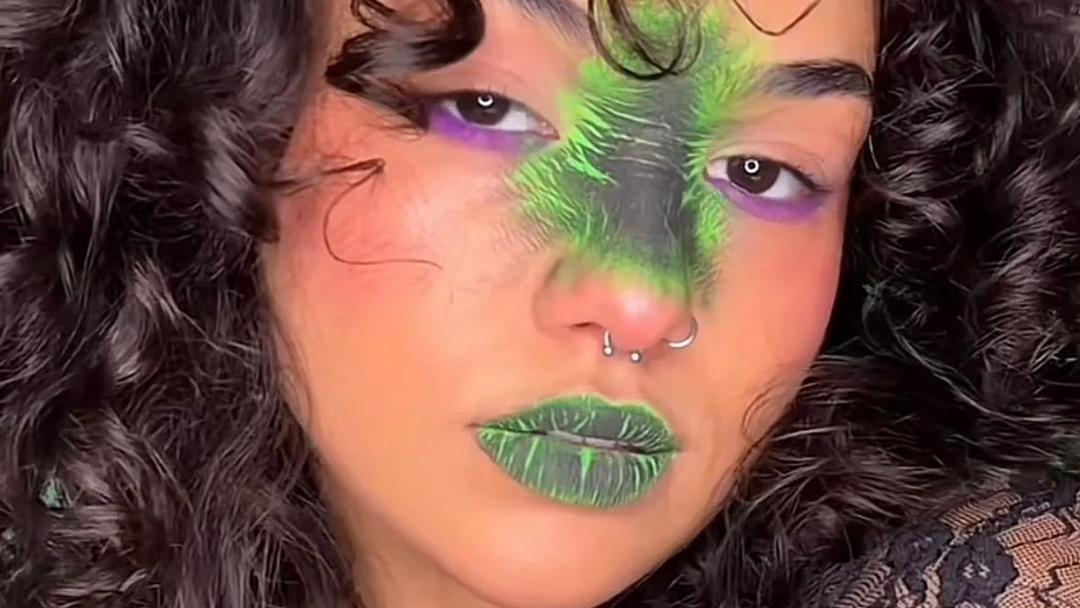Beetlejuice Lip, Tren Bibir Bergaris yang Jadi Simbol Anti-Filler di Beauty TikTok