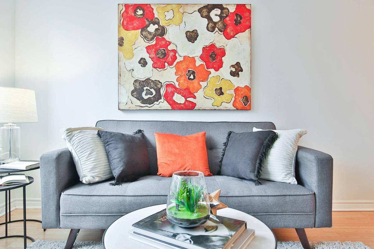 ilustrasi sofa ruang tamu (unsplash.com/Lotus Design N Print)