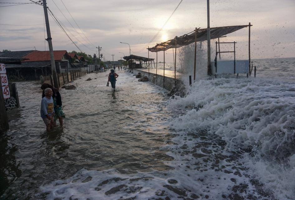 Banjir Rob Rendam Sejumlah Wilayah di Pesisir Utara Jawa Tengah