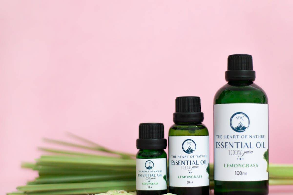 ilustrasi minyak esensial lemongrass (pexels.com/ Mã Minh)