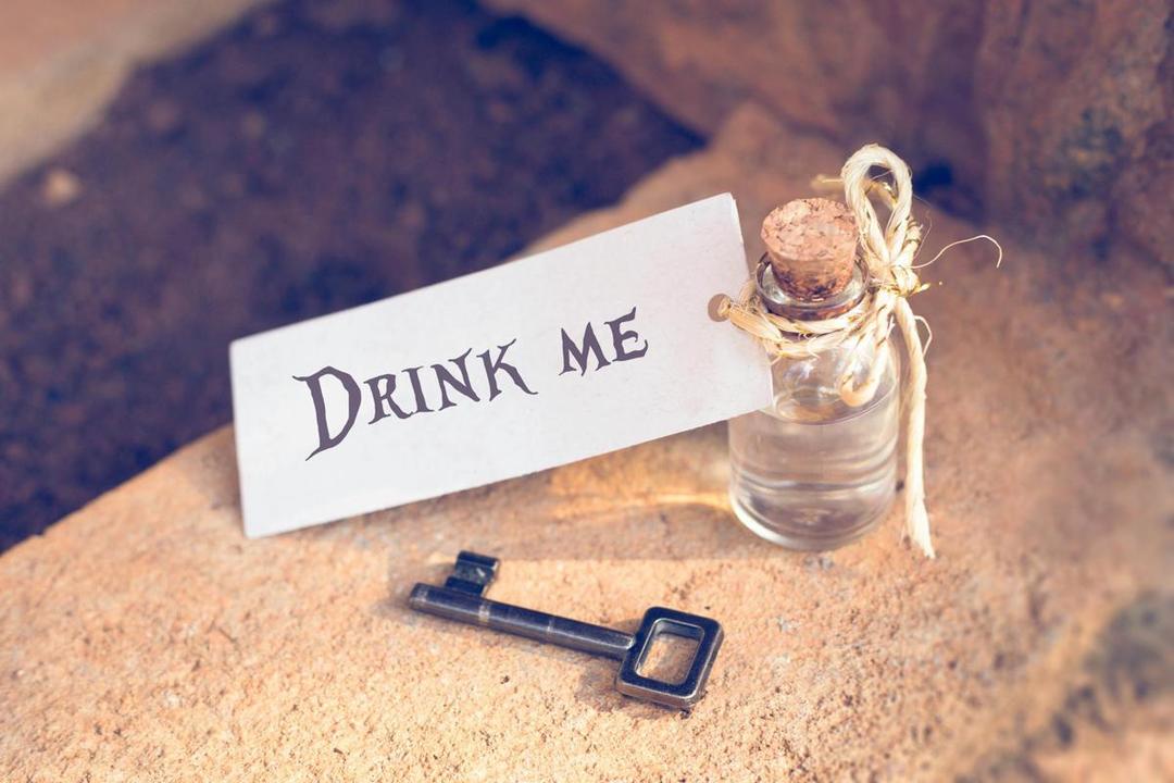 [PUISI] Sebotol Bening Air Mata