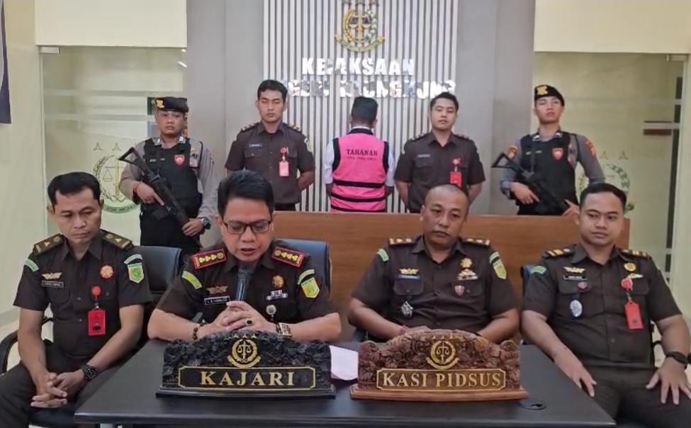 Pengurus Komite SMKN 1 Klungkung Kembalikan Uang Korupsi Rp30 Juta
