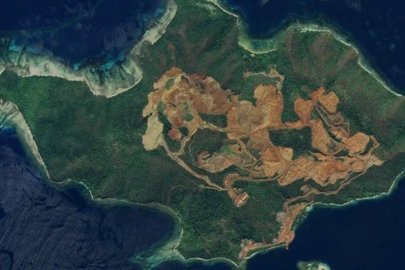 Tambang Pulau Pakal, Halmahera, Maluku