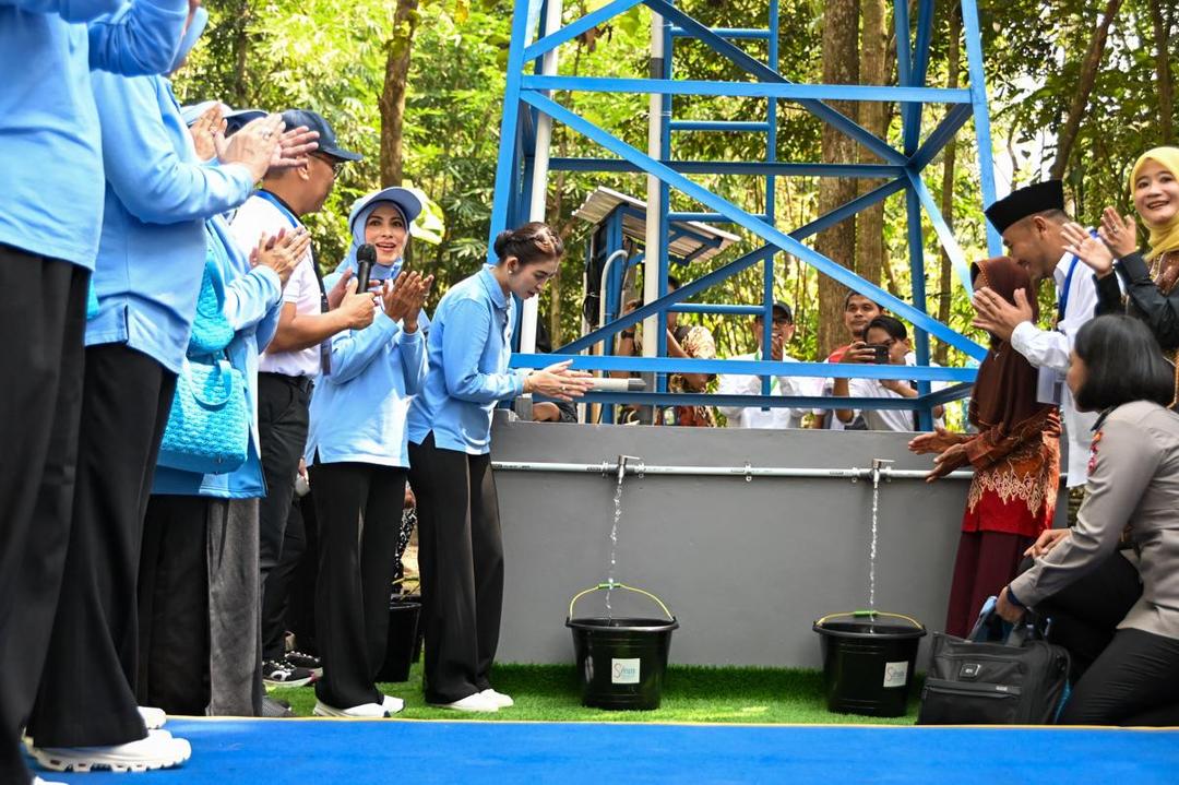 Selvi_Ananda_Seruni.jpeg