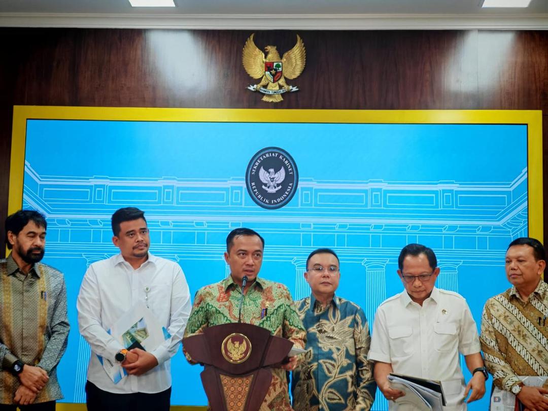 4 pulau