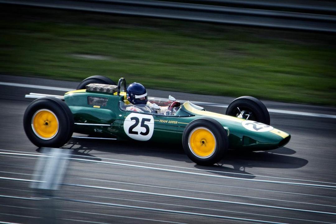 mobil F1