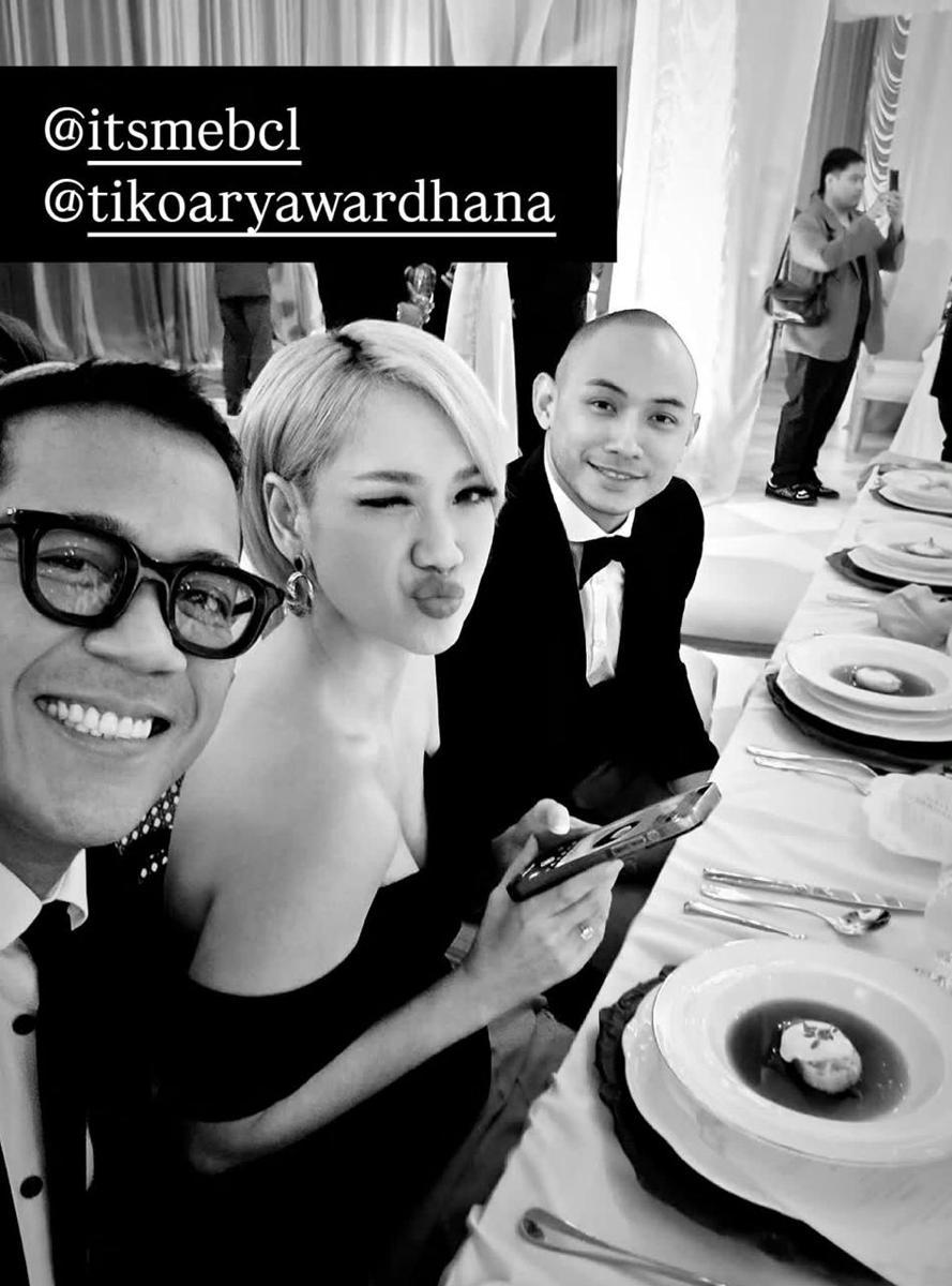 Potret pasangan artis di pernikahan Al Ghazali (instagram.com/andirianto_official)