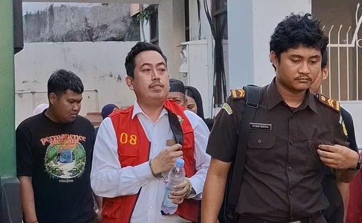 Sidang lanjutan kasus peredaran kosmetik mengandung merkuri dengan terdakwa Agus Salim kembali digelar di Pengadilan Negeri Makassar, Selasa (17/6/2025). IDN Times/Darsil Yahya