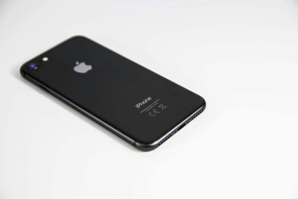 ilustrasi iPhone 