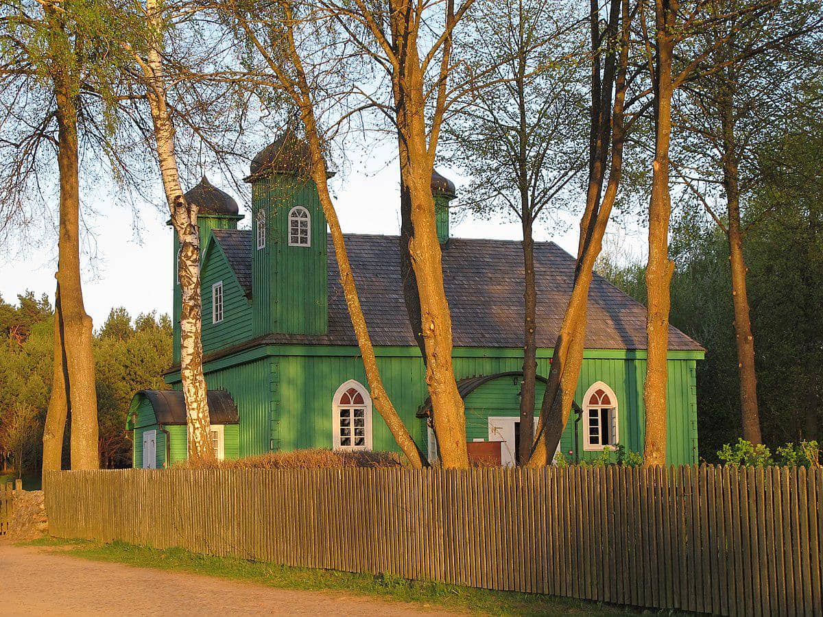 potret bagian luar Masjid Kruszyniany