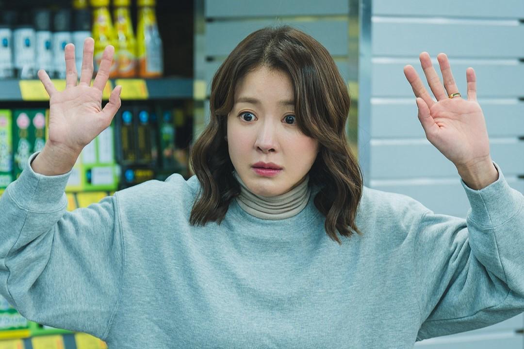 8 Kemalangan Dialami Gong Mi Ri di Episode Perdana Salon de Holmes