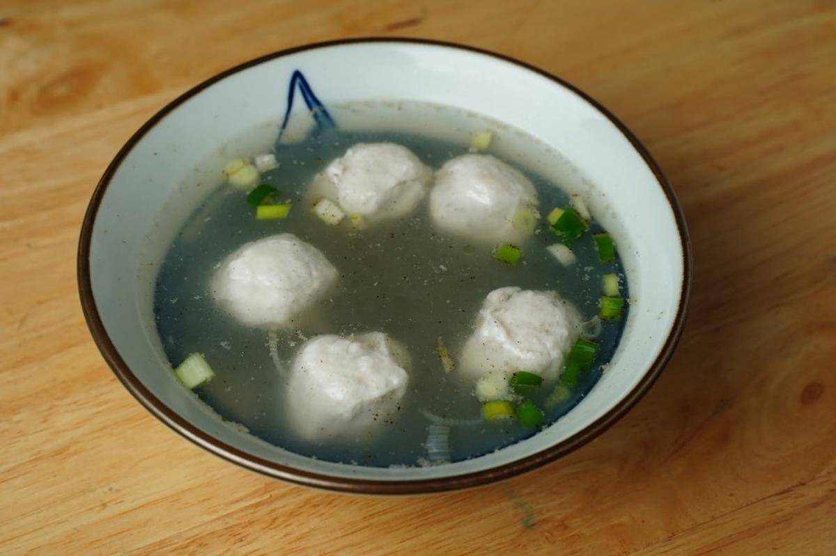 ilustrasi sup bakso