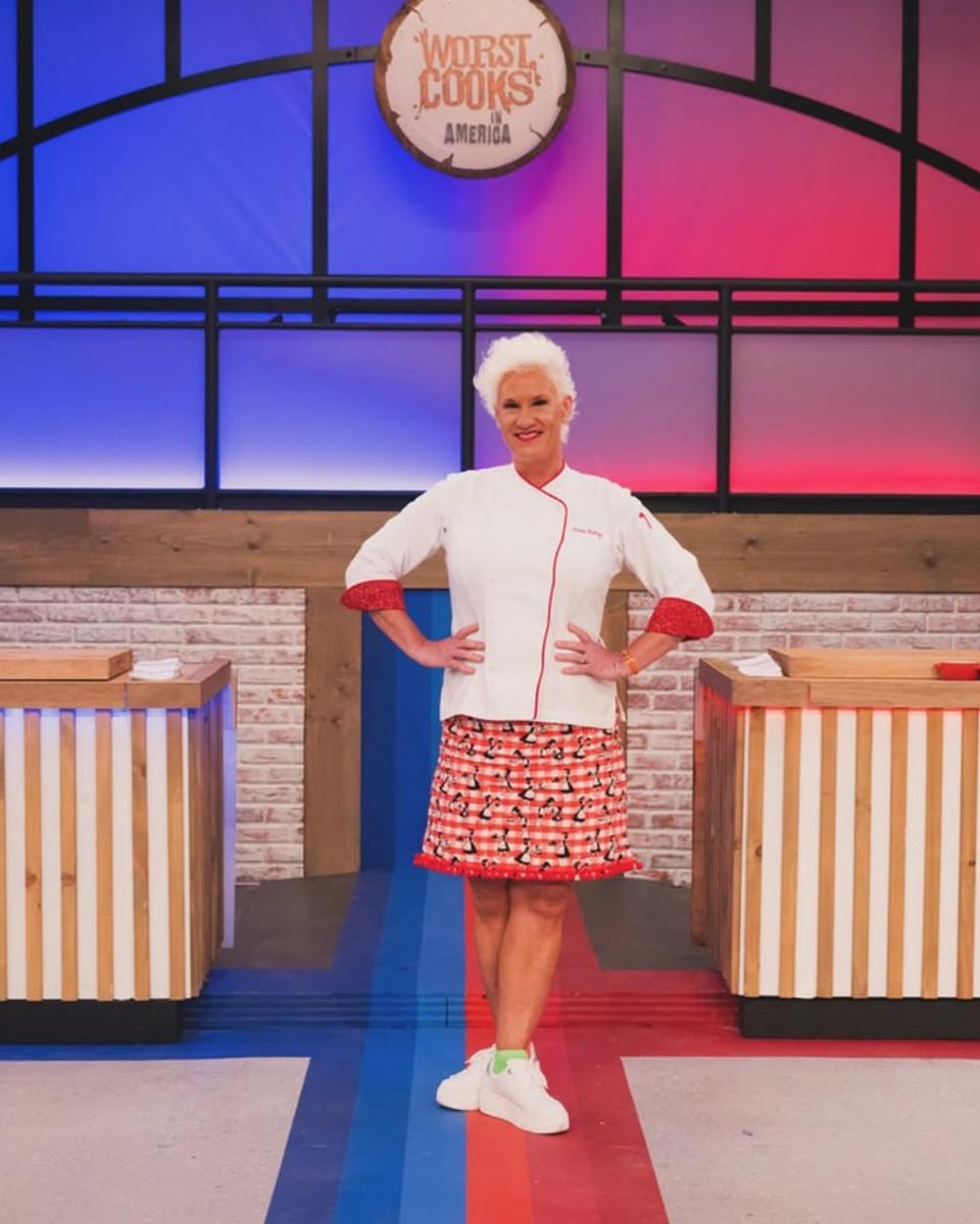 Anne Burrell (instagram.com/chefanneburrell)