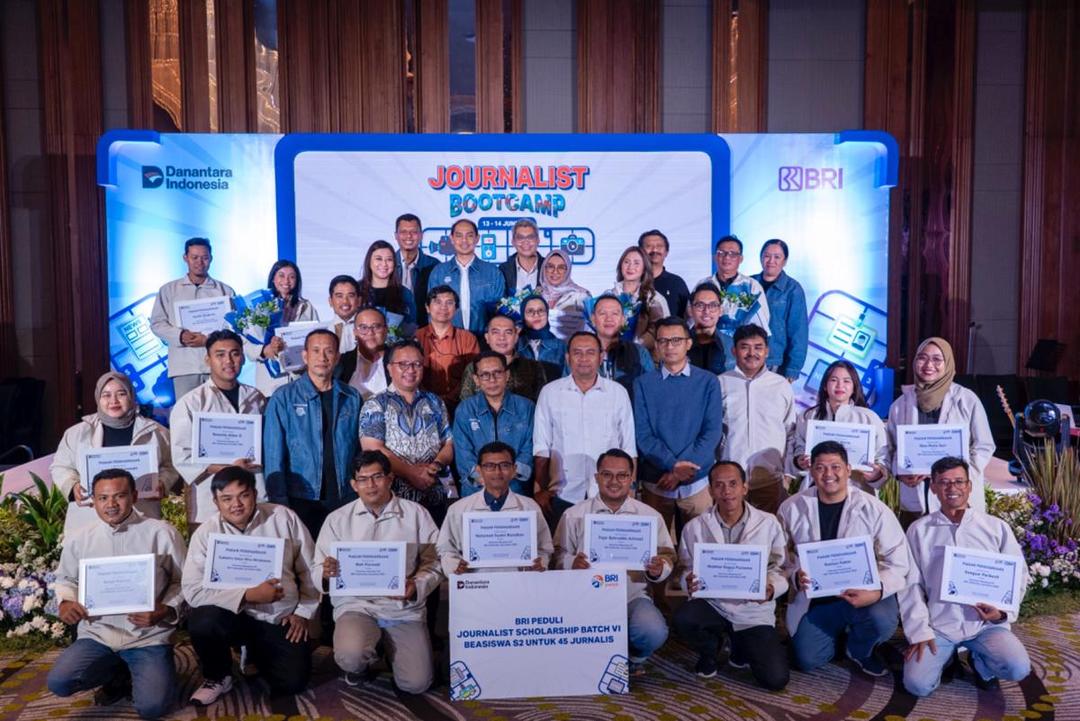 Peraih BRI Fellowship Journalism bersama para mentor