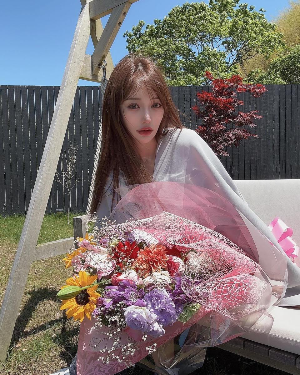 Kirara Asuka (instagram.com/asukakiraran)