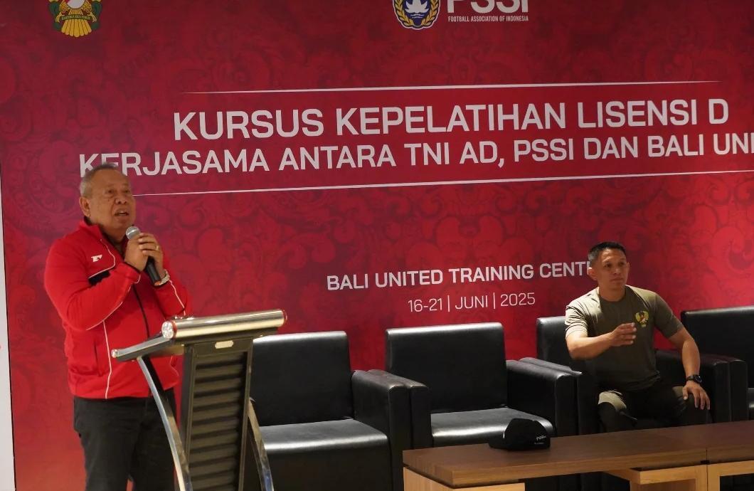 48 Prajurit Kodam Udayana Ikut Kursus Pelatihan Sepak Bola Lisensi D PSSI