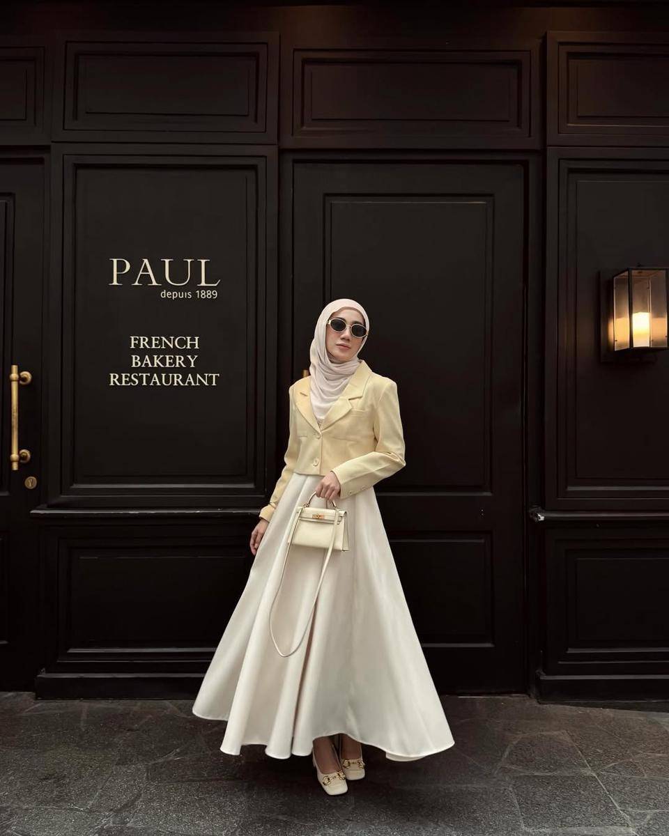 Inspirasi OOTD ala Alfi Rosdiana (instagramm.com/alfirodianaa)