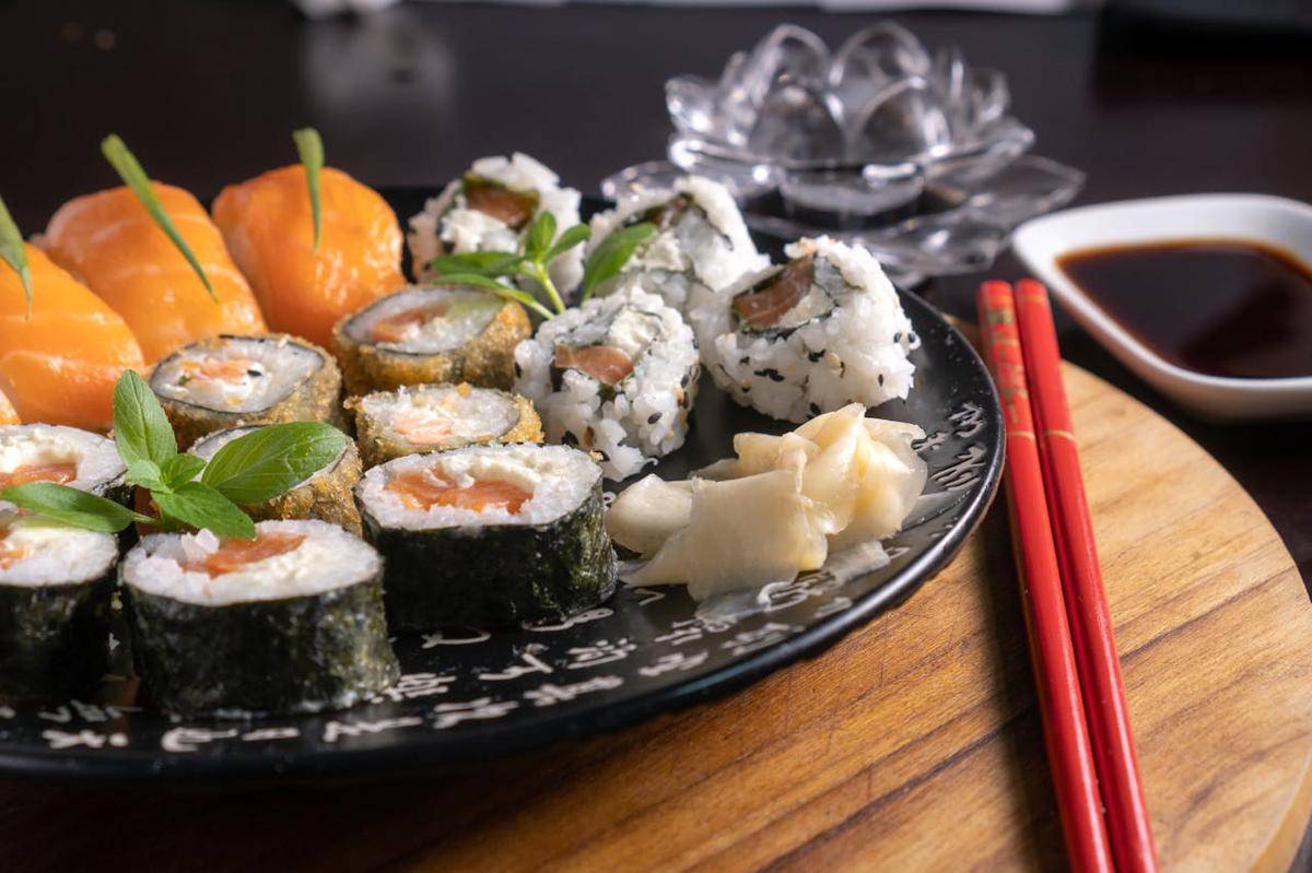 ilustrasi sushi