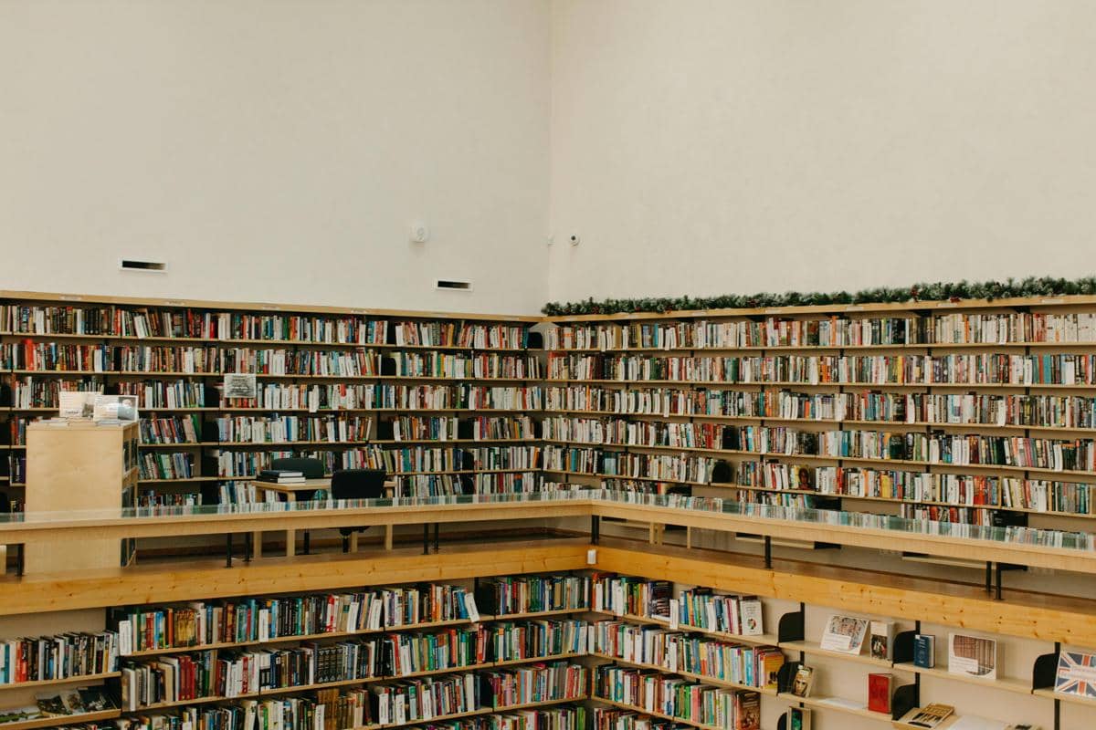 ilustrasi perpustakaan