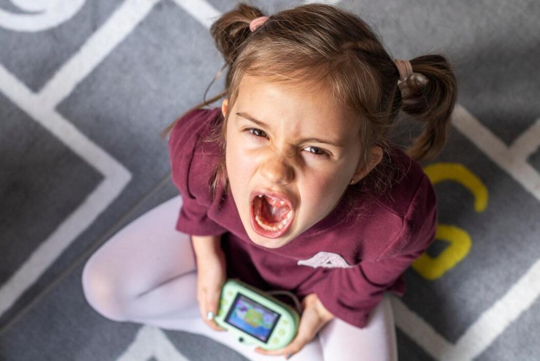 5 Tips Atasi Anak Tantrum saat Acara Tanpa Bikin Semua Mata Melirik