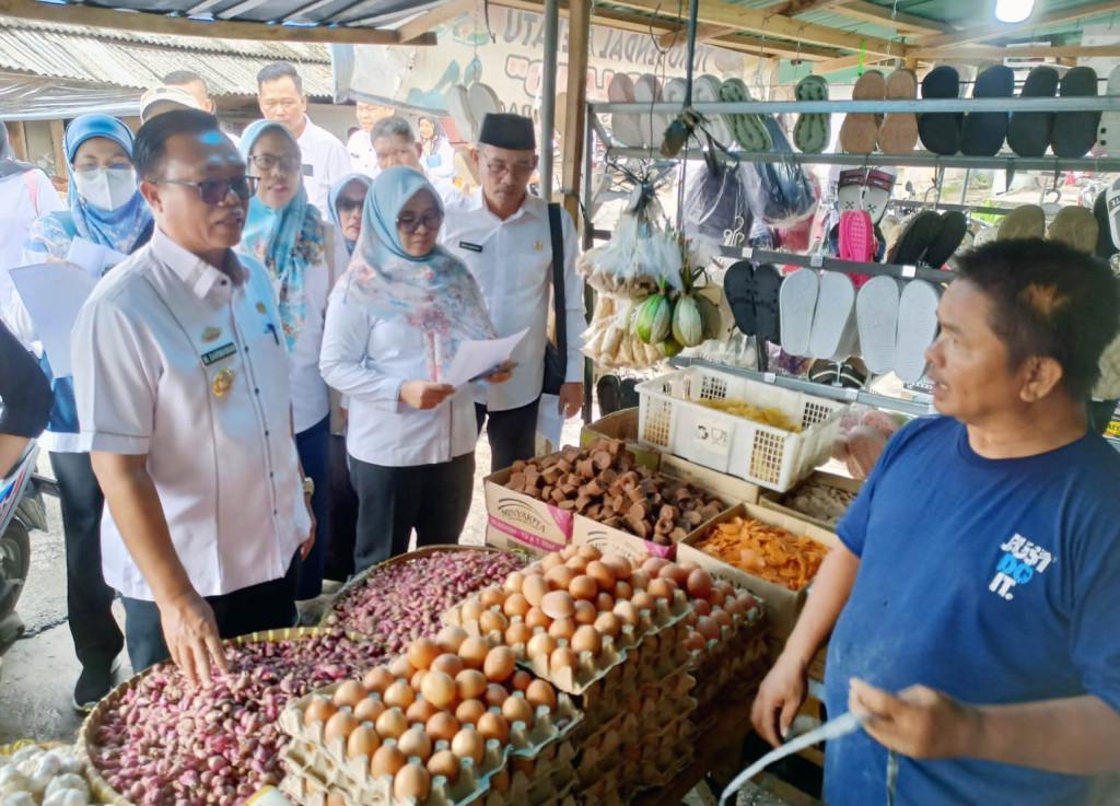 Cegah Kenaikkan Harga, Pemkab Lamsel Pantau Pasar dan Stok Pangan
