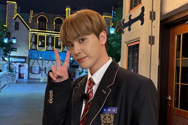Ju Haknyeon (instagram.com/_juhaknyeon_)